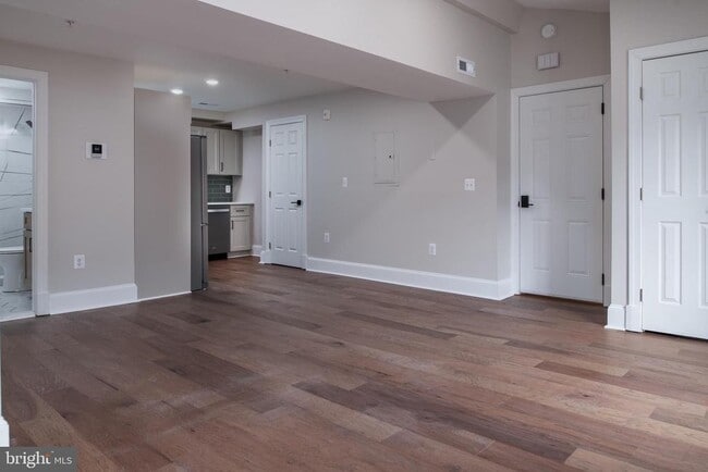 property at 1 E Montgomery St