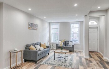 2021 W Oxford St in Philadelphia, PA - Building Photo - Building Photo