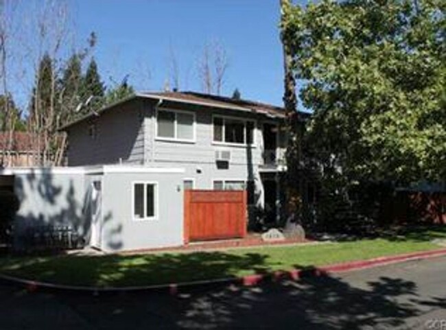 1878 Humboldt Rd