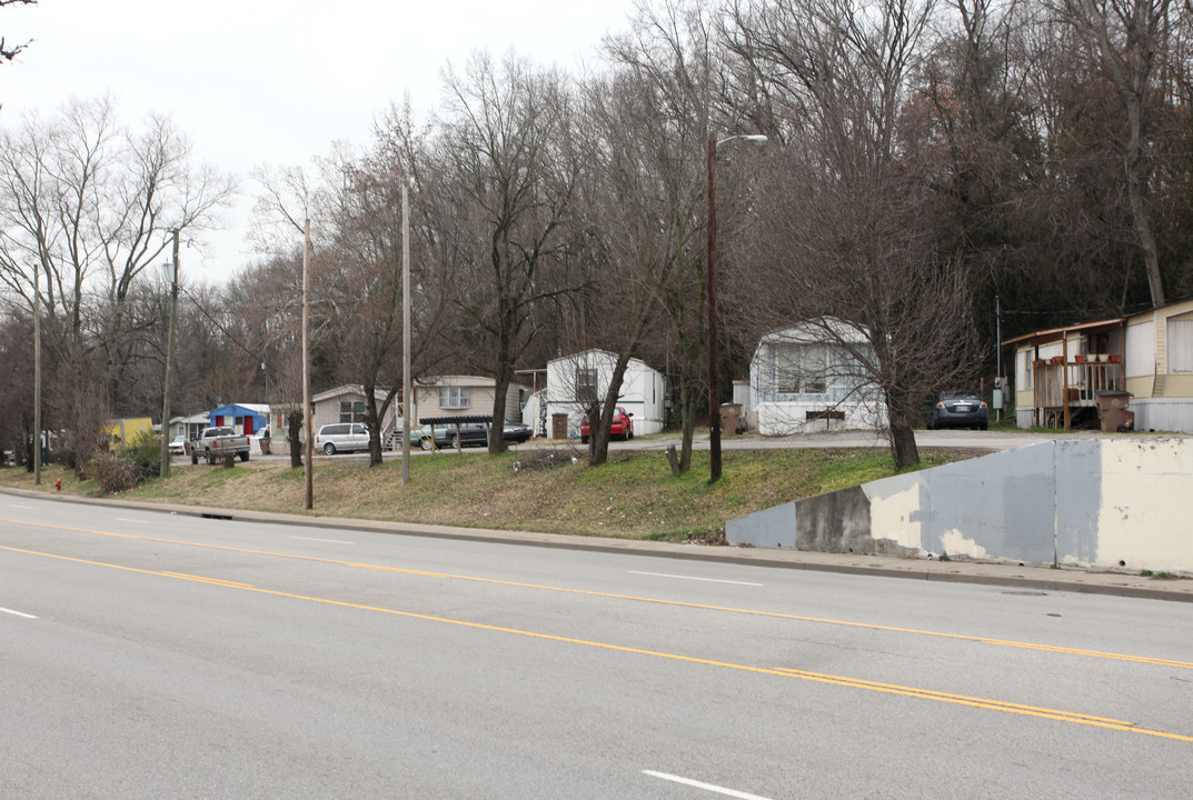 1601 Antioch Pike in Antioch, TN - Building Photo