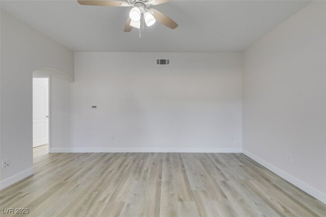 property at 5525 W Flamingo Rd