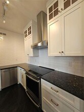 3060 Pharr Ct N Northwest, Unit 707 in Atlanta, GA - Building Photo - Building Photo