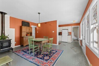 303 Henderson St in Chapel Hill, NC - Building Photo - Building Photo