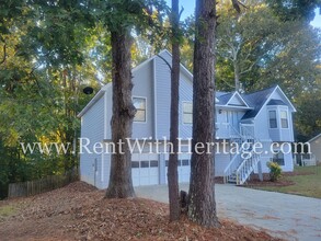 3895 Willow Ridge Rd in Douglasville, GA - Building Photo - Building Photo