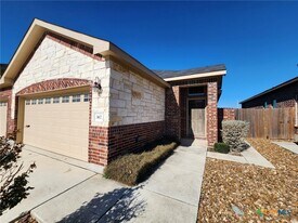 367 Creekside Curve in New Braunfels, TX - Building Photo