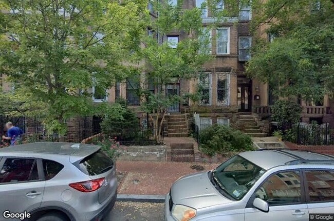 2104 O St NW, Unit #01 in Washington, DC - Building Photo - Building Photo