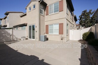 31881 Calle Luz in Temecula, CA - Building Photo - Building Photo