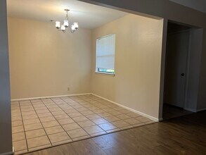 7136 Rimwood in Live Oak, TX - Building Photo - Building Photo
