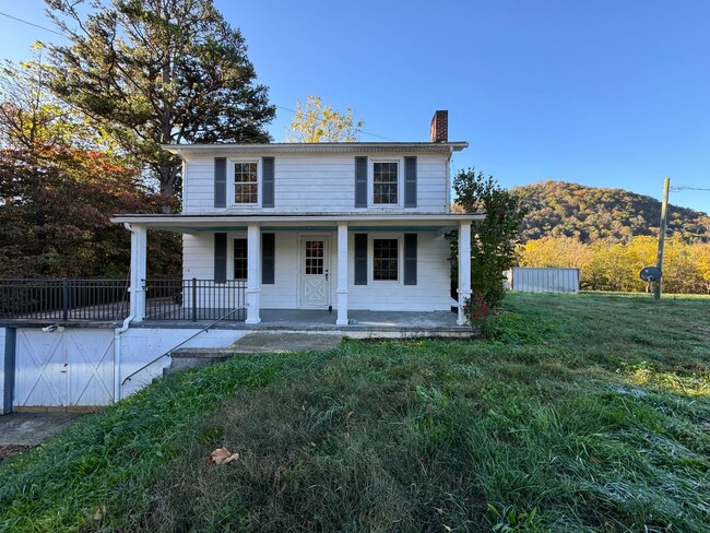 property at 11841 Brocks Gap Rd