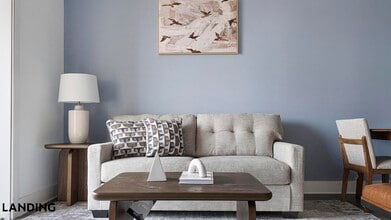 44 Braves Ave, Unit 1404 in Lawrenceville, GA - Building Photo - Building Photo