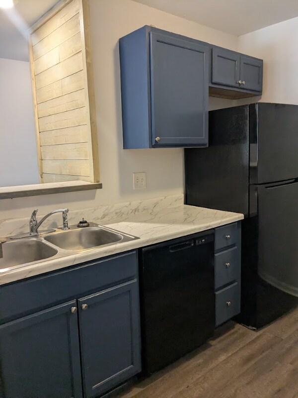 2111 Peppertree St in Durham, NC - Building Photo - Building Photo