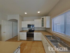 12825 W Weldon Ave in Avondale, AZ - Foto de edificio - Building Photo