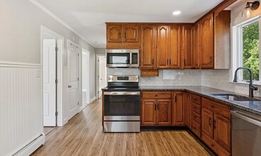 45-47 Emery St in Westbrook, ME - Building Photo - Building Photo