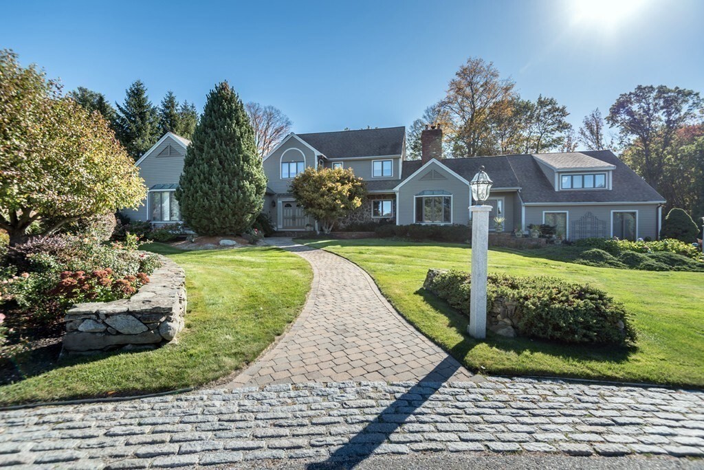 108 Campion Rd in North Andover, MA - Foto de edificio