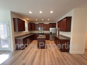 241 Mill Bend Dr in Fuquay Varina, NC - Building Photo - Building Photo