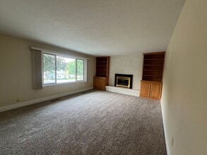 2690 Lois Ln in Pocatello, ID - Building Photo - Building Photo