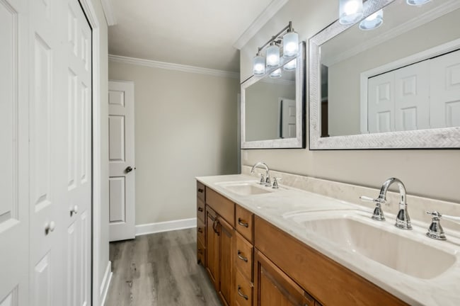 11092 Mandarin Station Dr E in Jacksonville, FL - Building Photo - Building Photo