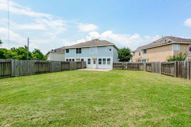 3103 Atherton Canyon Ln in Houston, TX - Foto de edificio - Building Photo