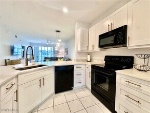 864 Tanbark Dr in Naples, FL - Building Photo - Building Photo