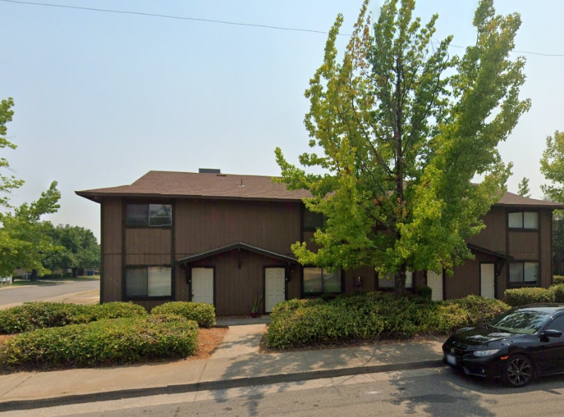 2508 Sabre Ct in Redding, CA - Building Photo