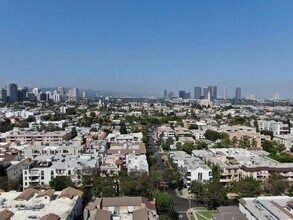 1545 Bentley Avenue, in Los Angeles, CA - Building Photo - Building Photo