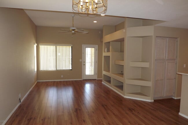 property at 13826 N Cambria Dr