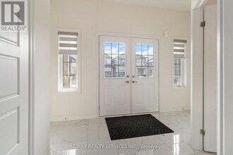 49 Dennis Ave in Brantford, ON - Building Photo - Building Photo