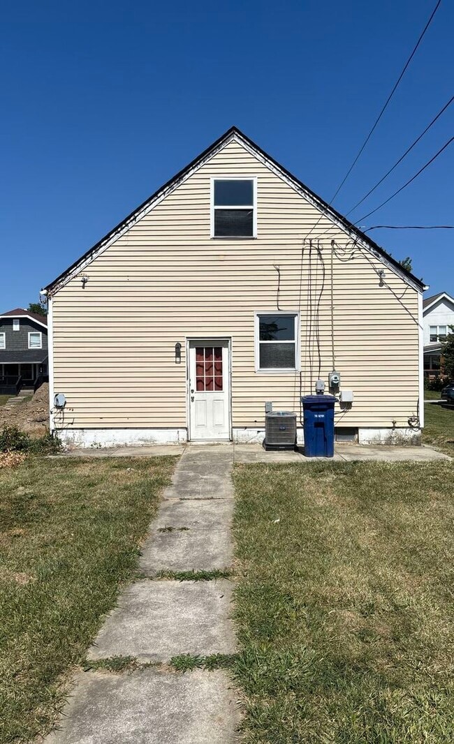 1261 Hildreth Ave in Columbus, OH - Building Photo - Building Photo