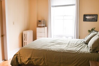 102 N Tioga St in Ithaca, NY - Foto de edificio - Building Photo