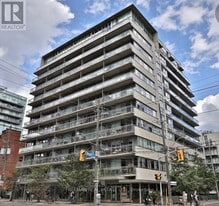 38 Niagara St in Toronto, ON - Building Photo