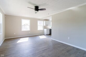 513 W 13th St in Indianapolis, IN - Building Photo - Building Photo