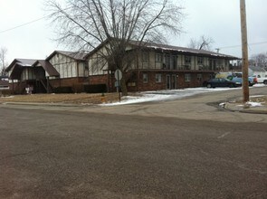 Mary Street Apartments in Evansville, IN - Building Photo - Building Photo