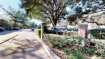 1858 Norwood Ct in Fort Walton Beach, FL - Building Photo