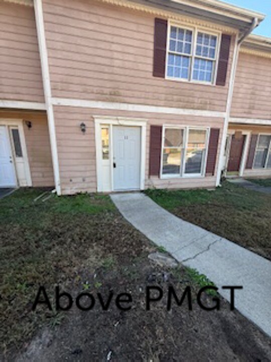 323 E Blackstock Rd in Spartanburg, SC - Building Photo