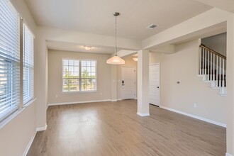 9717 Eloquence Dr in Manor, TX - Building Photo - Building Photo
