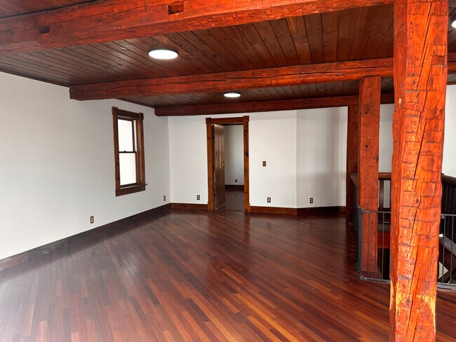 17 Central St in Randolph, VT - Building Photo - Building Photo