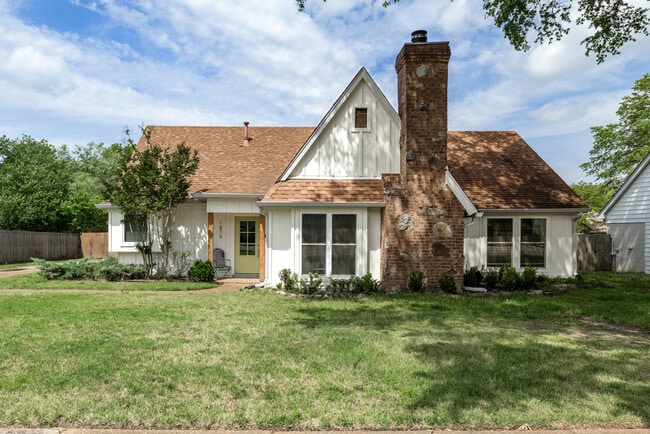 1879 Corbin Rd in Germantown, TN - Building Photo - Building Photo