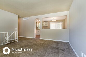 9130 Grant Ln in Overland Park, KS - Building Photo - Building Photo