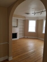 2331 S Lombard Ave, Unit 2 in Cicero, IL - Foto de edificio - Building Photo