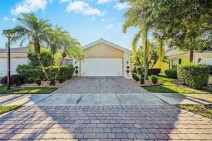 10733 SW Elsinore Dr in Port St. Lucie, FL - Building Photo