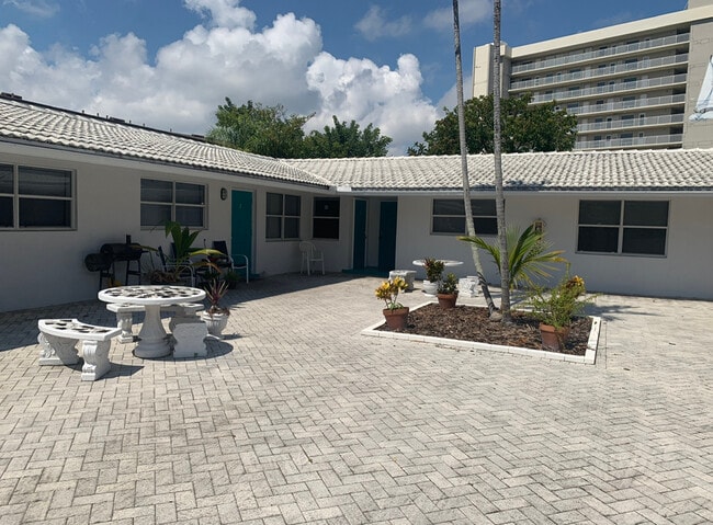 2503 N Ocean Blvd, Unit 6