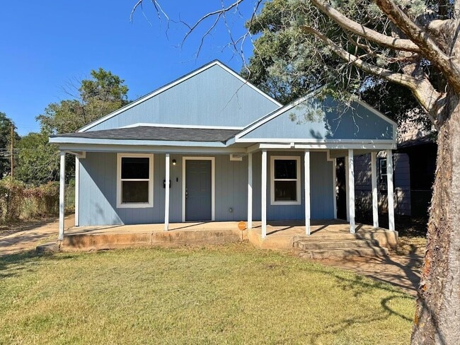 property at 2304 10th St