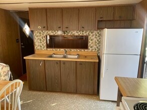 1040 Chantilly Ln in Bedford, VA - Building Photo - Building Photo