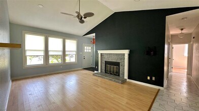 1713 Pheasant Roost in Austin, TX - Building Photo - Building Photo
