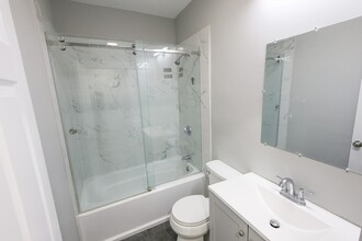 23 Barry St, Unit 3 in Boston, MA - Building Photo - Building Photo