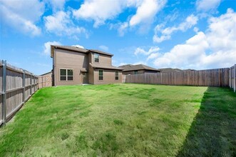 101 Fairmeade Dr in Terrell, TX - Building Photo - Building Photo