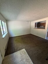 450 W 4th St in Rifle, CO - Building Photo - Building Photo