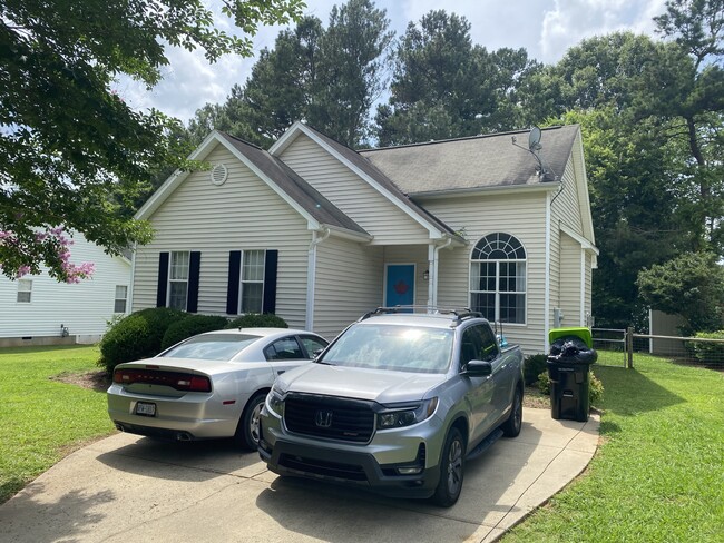 property at 243 Toomer Loop Rd