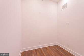 1211 Bainbridge St in Philadelphia, PA - Building Photo - Building Photo