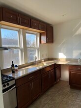 122 Broughton Ave in Bloomfield, NJ - Building Photo - Building Photo